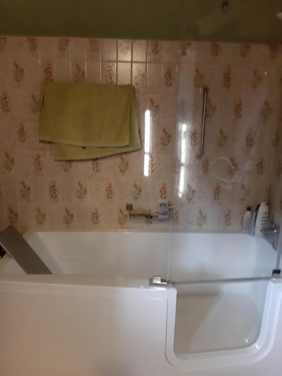 Chambres chez Nanou avec petit déjeuner room 2